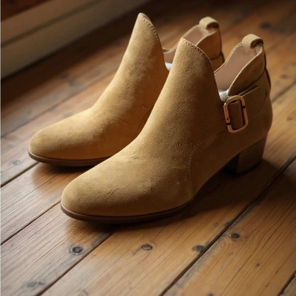 New Marc Jacobs Ginger Interlock Suede Ankle Boots